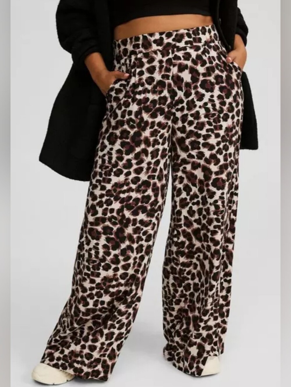 Torrid Leopard Animal Print High Rise Wide Leg Pull On 5T Pockets Stretch Drapey